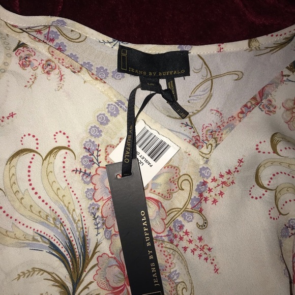 Blouse - Picture 2 of 5